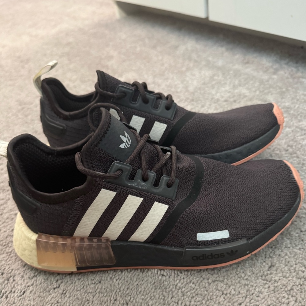 Adidas NMD _R1 Youth 6Y/ Women Size 7.5